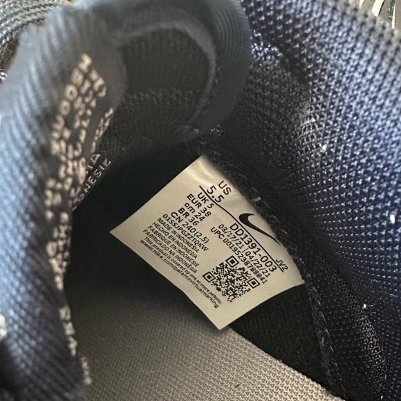 Nike Dunk Low Georgetown - Picture 9 of 9